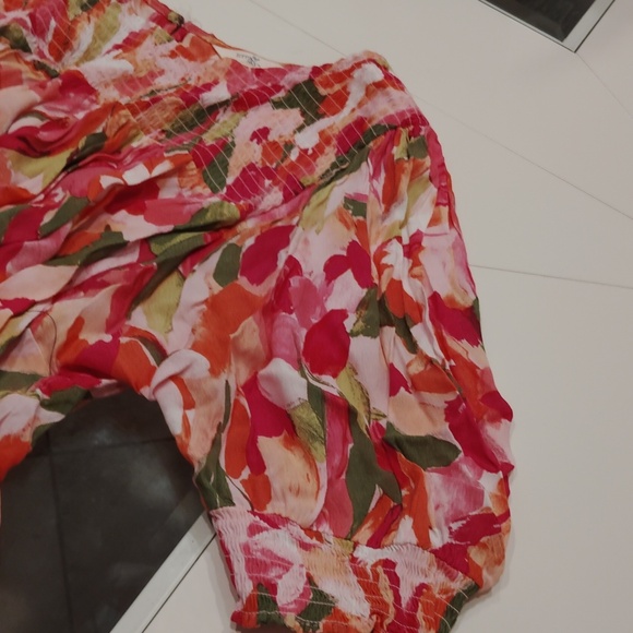 Woman top - Picture 3 of 4